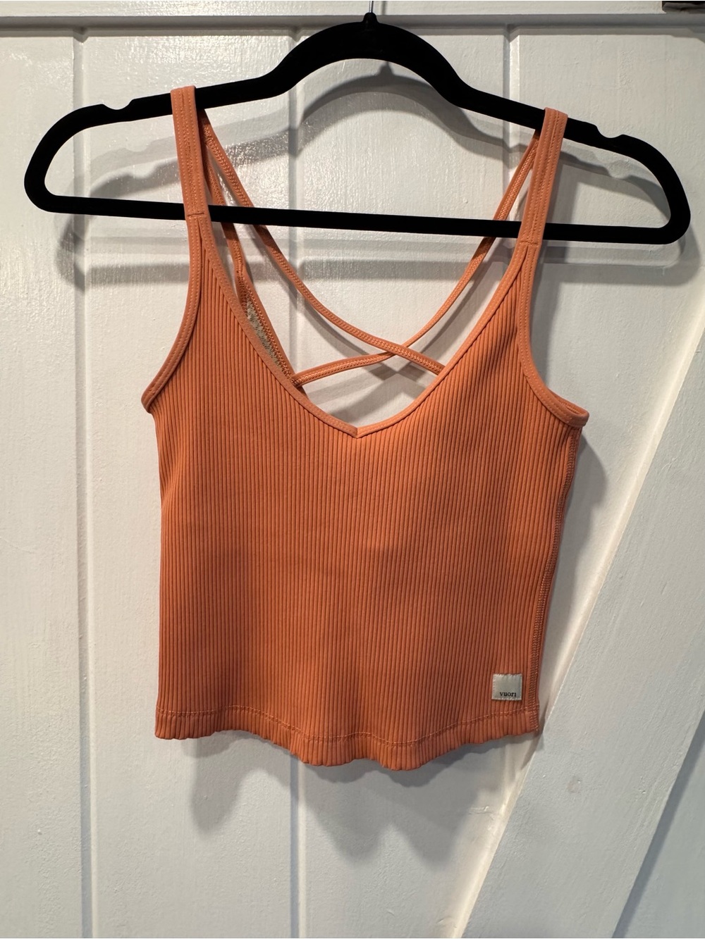 VUORI Ribbed V-Neck Crop Tank Top - Size XS